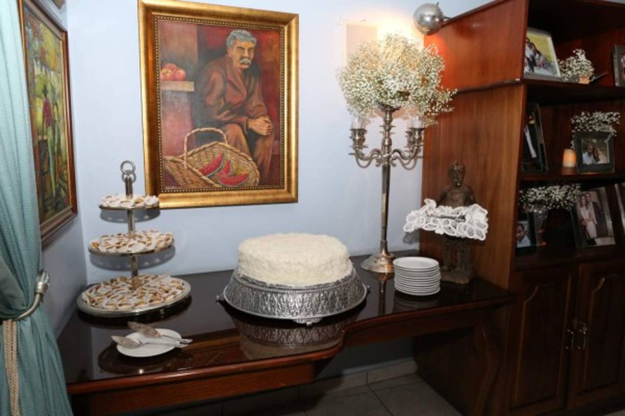 Las familias Kafati Misas se prepararon con todo para atender a sus relaciones sociales y dispusieron manjares internacionales al gusto de cada invitado.