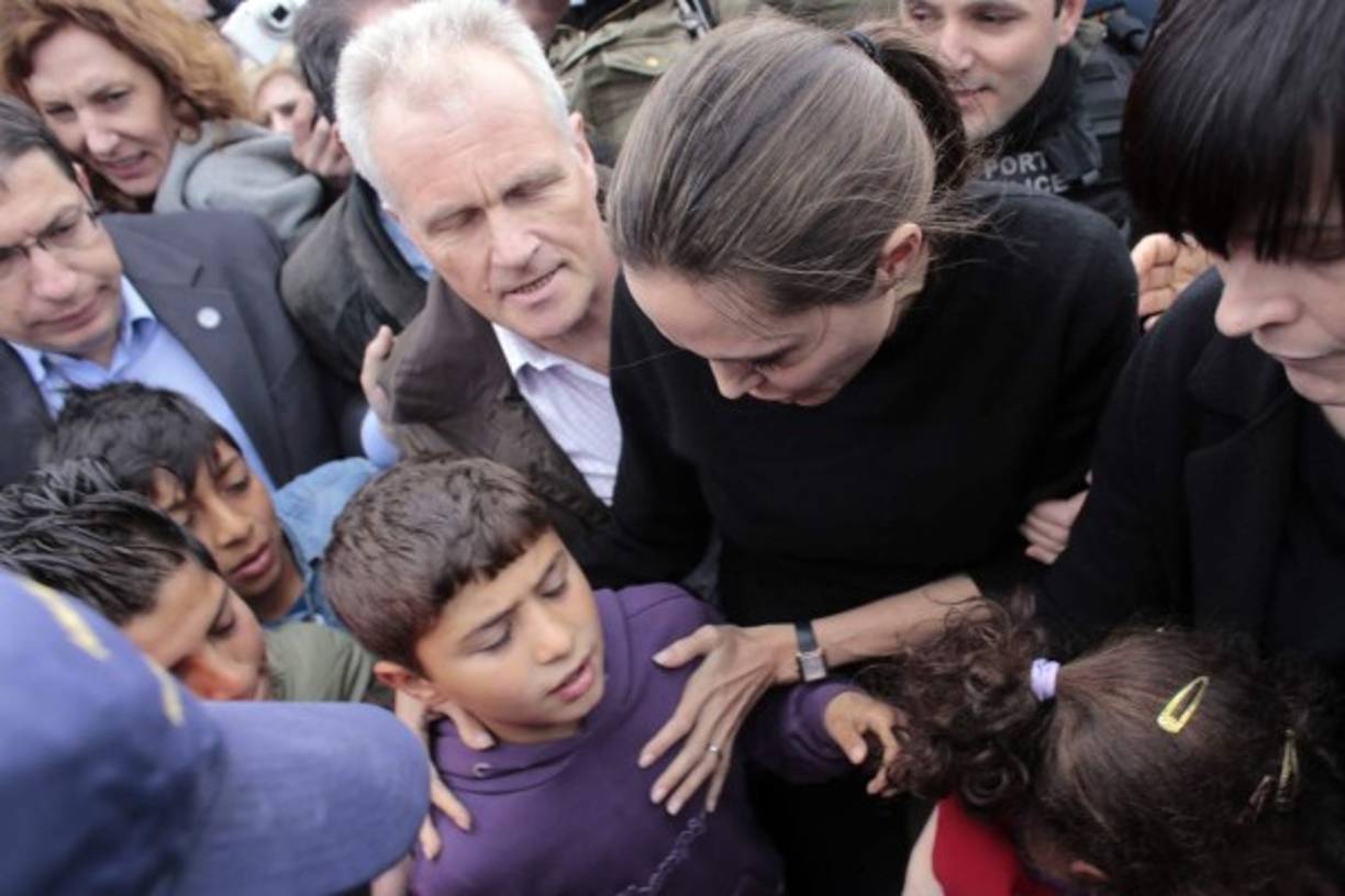 Para Angelina Jolie, la comunidad internacional le falló a las miles de personas que huyen de las guerras y persecuciones en sus países.