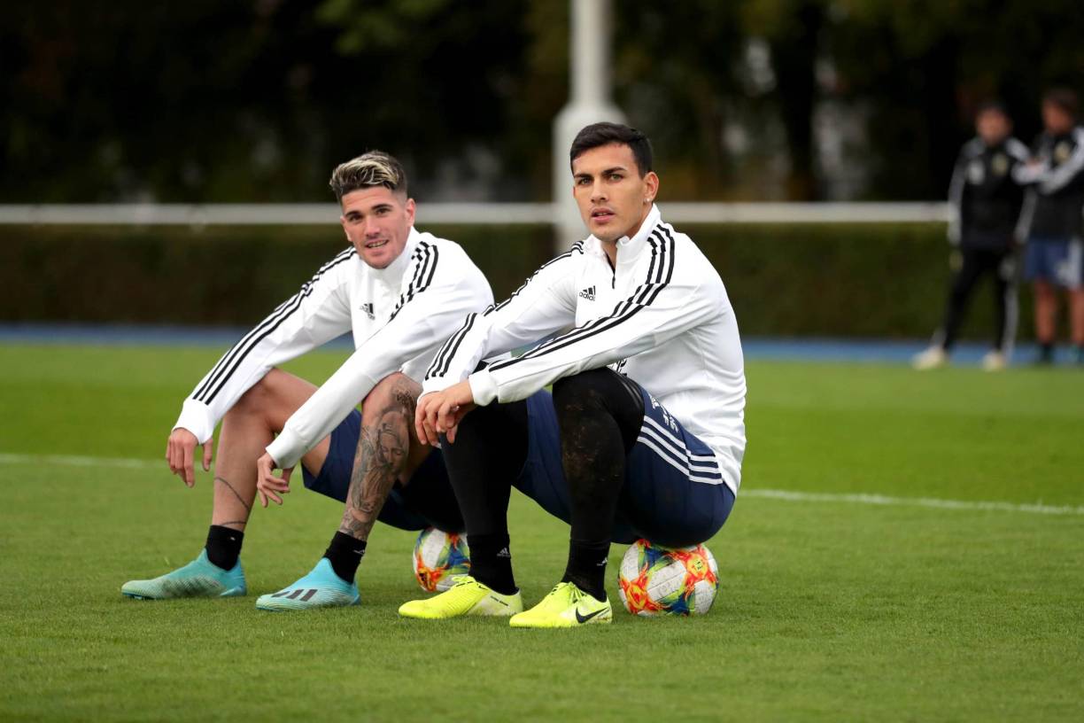 Los otros dos protagonistas son los argentinos: Rodrigo de Paul y Leandro Paredes.