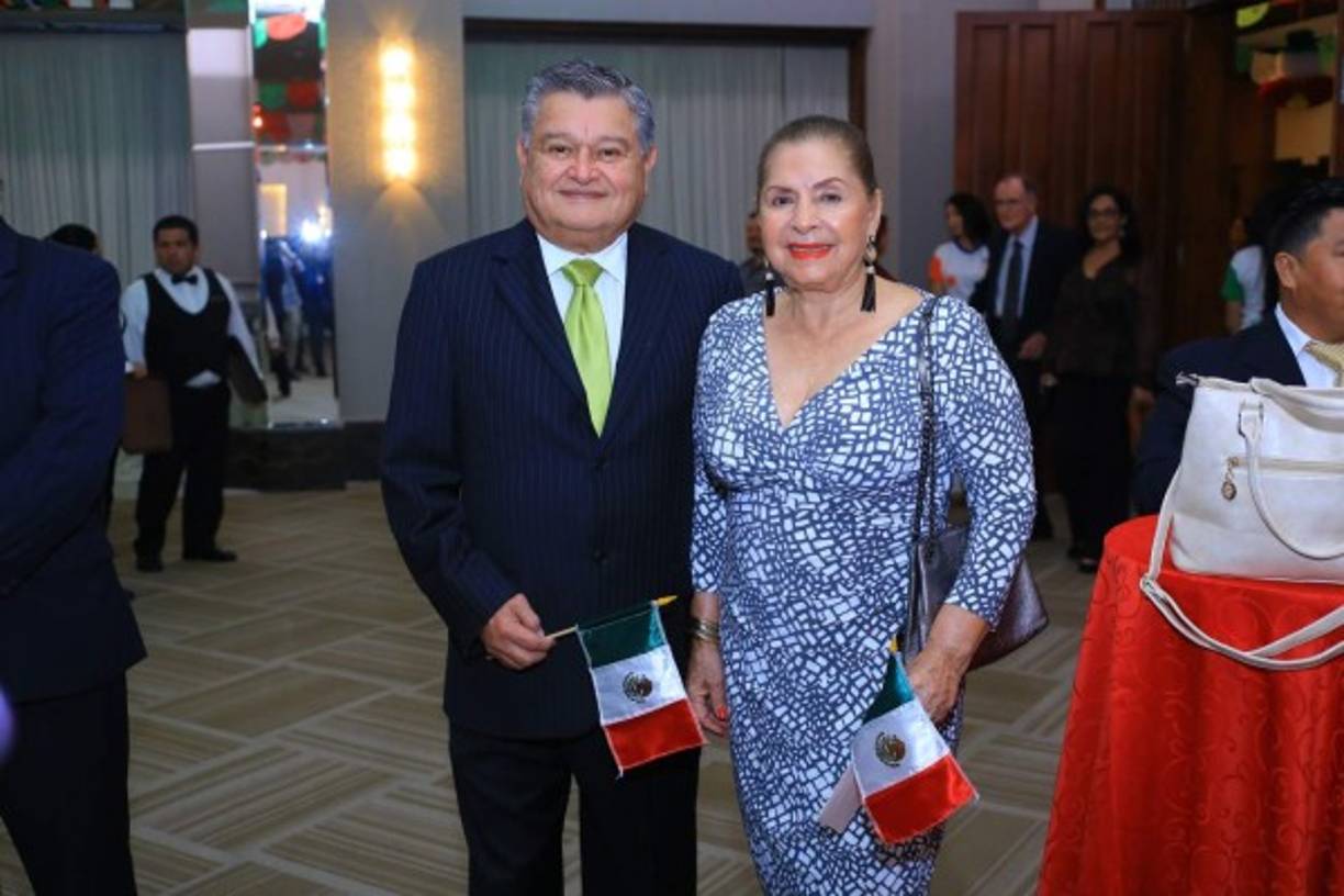 Miguel y Yunis Sierra.