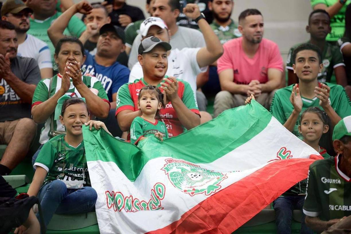 La afición del Marathón llegó en buen número al estadio Yankel Rosenthal para apoyar a su equipo ante el Olimpia.