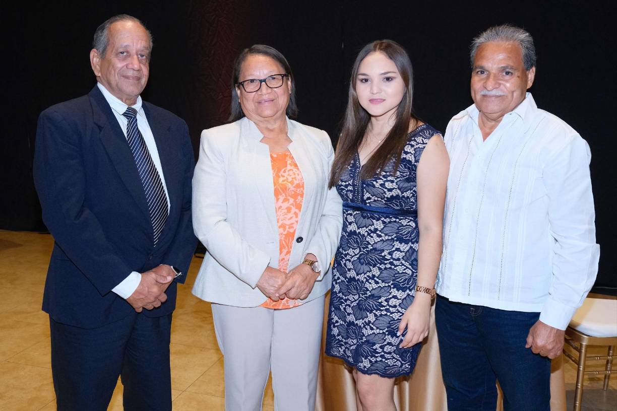 Victor Soto, Martha Medina, Sorely Maldonado y Mauricio Maldonado