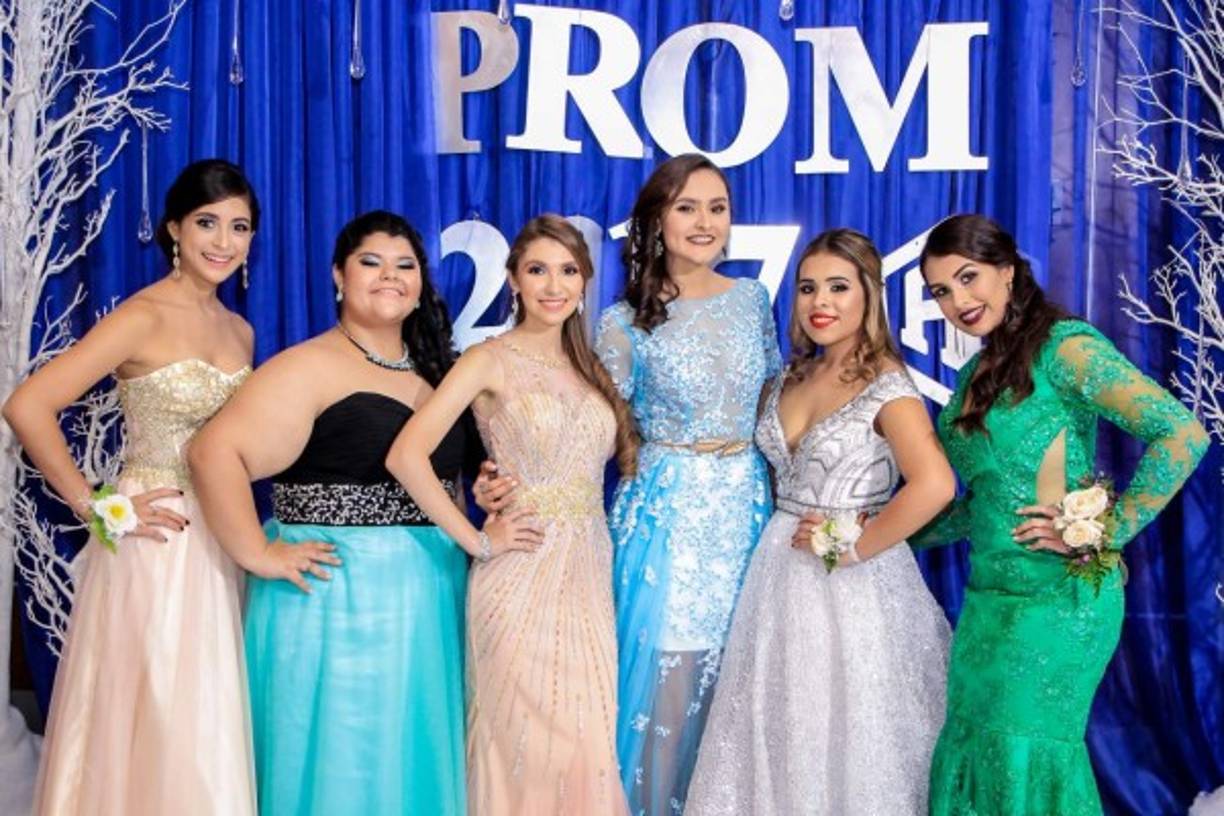 Ligia Fernández, Tricia Durón, Allyson Mendoza, Sara Funez y Julieth Ortega.