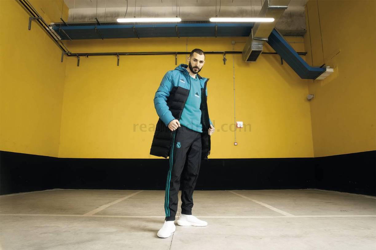 Real Madrid presentó su tercera camiseta para la temporada 2021-22 y las redes sociales se llenan de memes