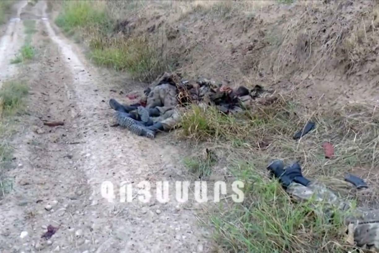 Los combates se intensifican este lunes entre Azerbaiyán y los separatistas de Armenia, en tanto el presidente turco Recep Recep Tayyip, principal aliado de Bakú, alimentó los temores de una escalada al pedir a Armenia que se retire.