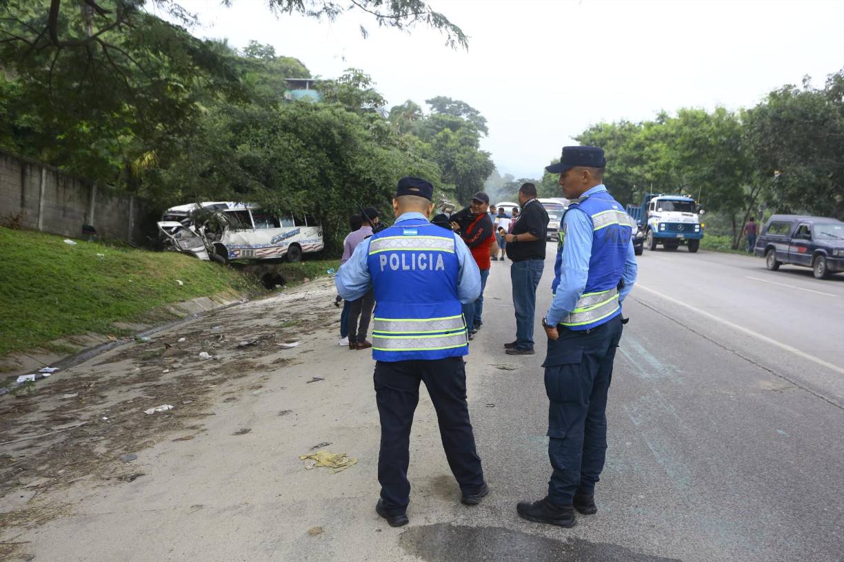 El incidente ha dejado al menos siete heridos, quienes ya fueron trasladados hacia el Instituto Hondureño de Seguridad Social (IHSS) y al Hospital Mario Catarino Riva para recibir atención médica. 