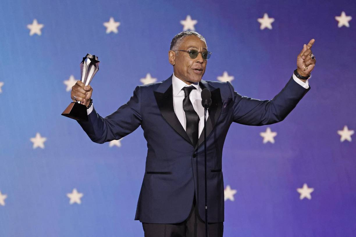  Mejor actor de reparto en una serie dramática: Giancarlo Esposito, “Better Call Saul” (AMC).