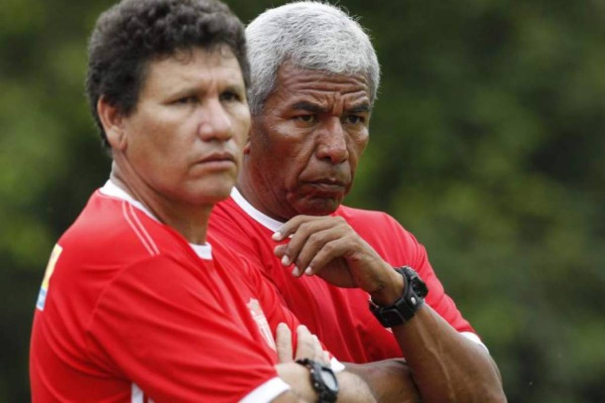 Luis Cabrera, el preparador físico y mano derecha de Héctor Castellón, tampoco ha firmado con Vida.