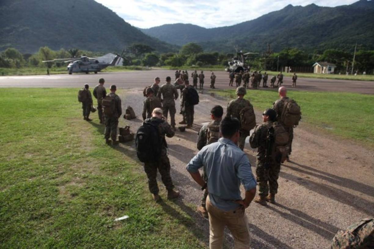 En la pista también se realizó una prueba de aterrizaje.