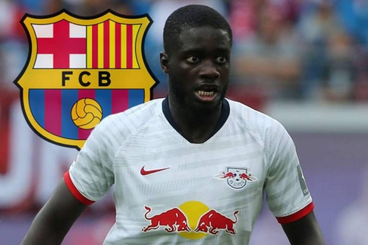 Dayot Upamecano cuenta con apenas 21 años de edad y es objetivo principal del FC Barcelona para llegar en la próxima campaña. Milita en el Leipzig de Alemania.