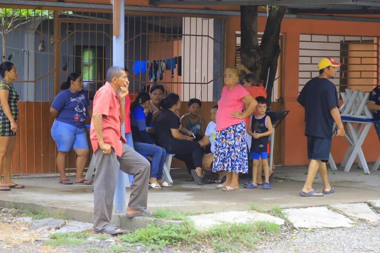 La pareja de Navil está en Estados Unidos y cuando salió le dijo que le avisaría al llegar a su casa. 