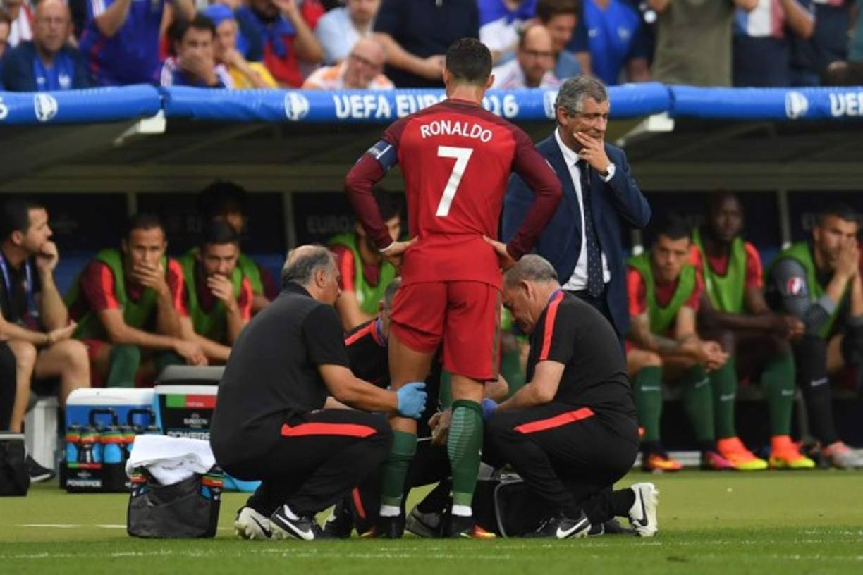 La preocupación del cuerpo médico fue evidente en el primer intento por querer recuperar la rodilla del delantero del Real Madrid.
