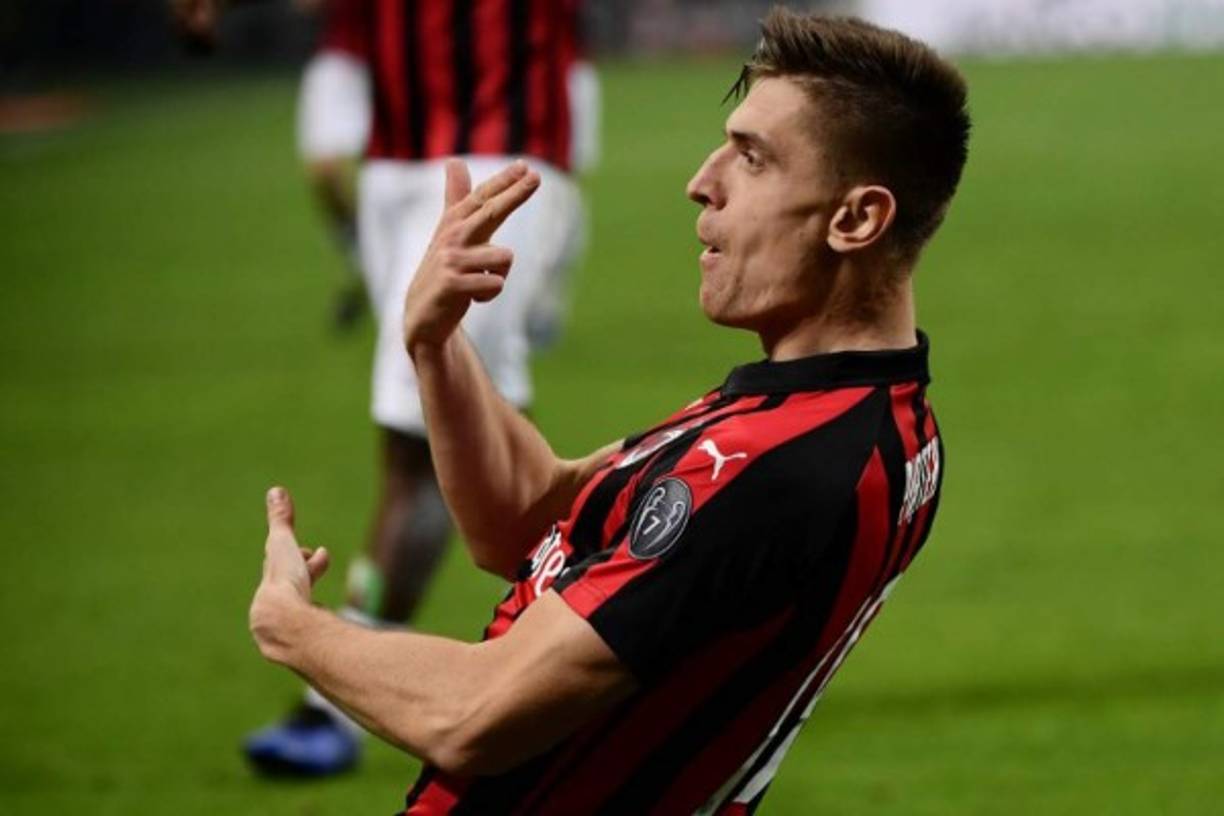 Krzysztof Piatek: Delantero polaco de 23 años que milita en el AC Milan de Italia. Es uno de los atacantes que ha sondeado el Real Madrid.