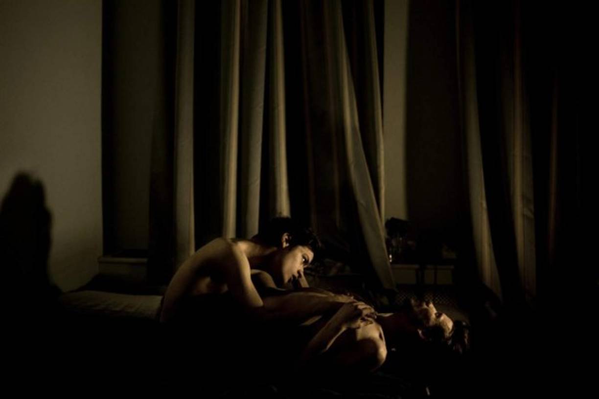 Esta foto que muestra a dos homosexuales en Rusia fue galardonado con el World Press Photo, el máximo premio de la fotografía.