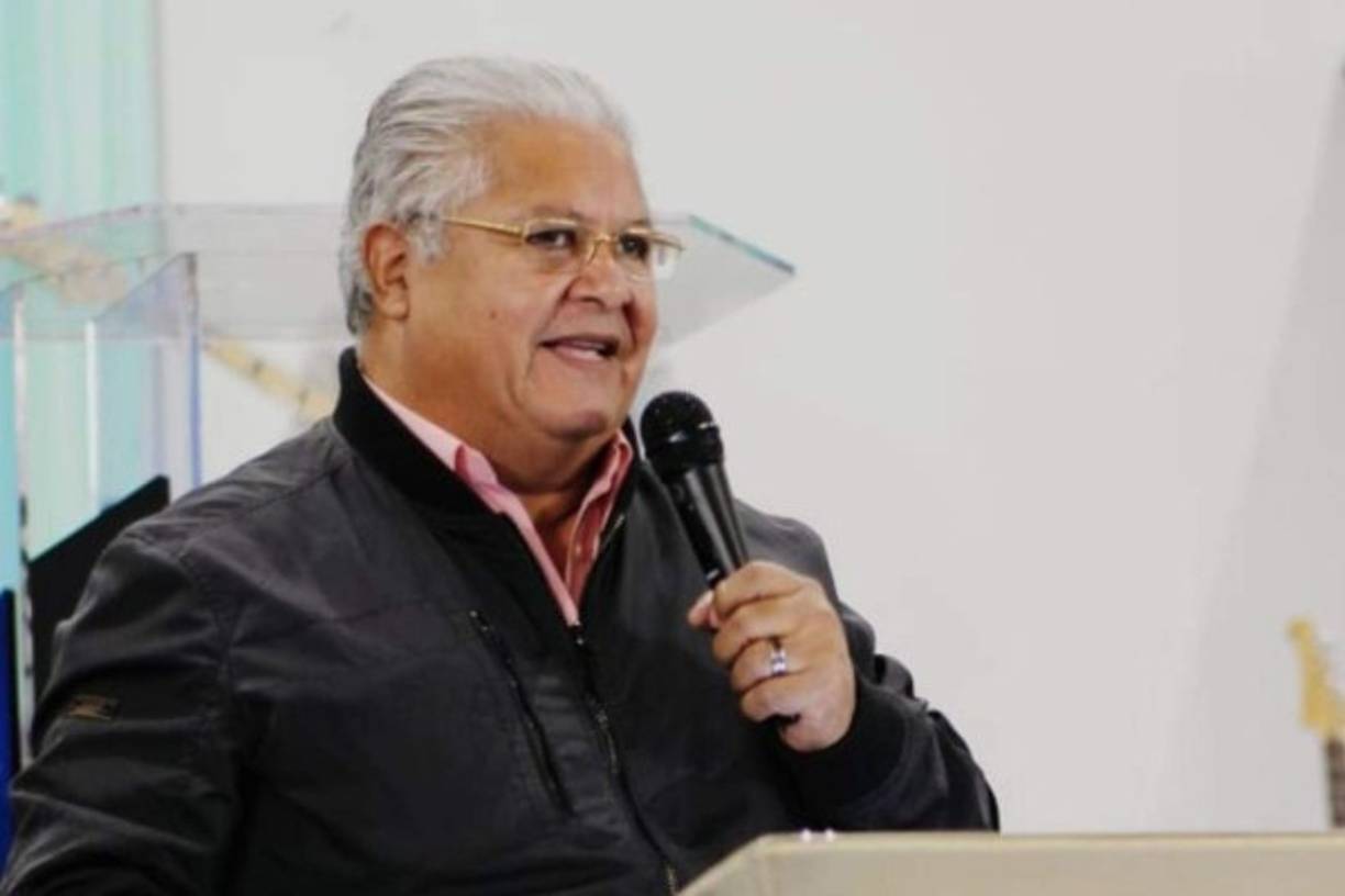 'La iglesia está hecha para sacar demonios, hechicería y brujería de hombres y mujeres de Dios. Los hombres podrán hacer muchas cosas, pero sin el poder de Dios, no lo lograrán', aseguró el controvertido pastor.