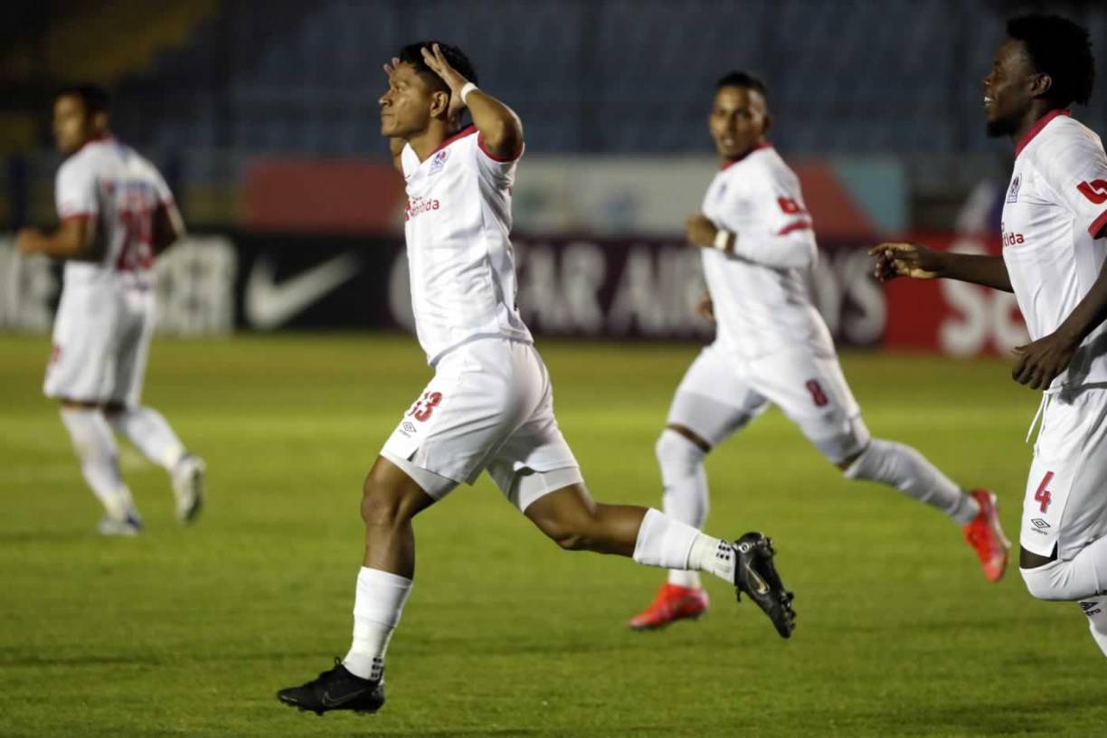 Así celebró Brayan Moya su gol contra el Municipal de Guatemala.