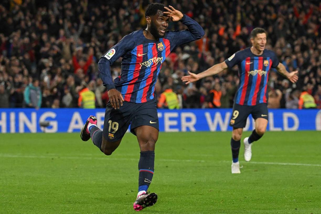 Así festejó Franck Kessié su gol que le dio la victoria al Barcelona.