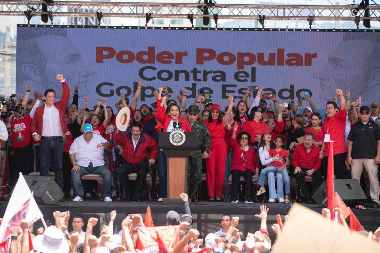 Además, subrayó que la lucha contra “el modelo de explotación neoliberal que acumula riqueza en (manos) de unos pocos en detrimento de la mayoría, esa es la madre de todas las batallas que nos toca enfrentar”.