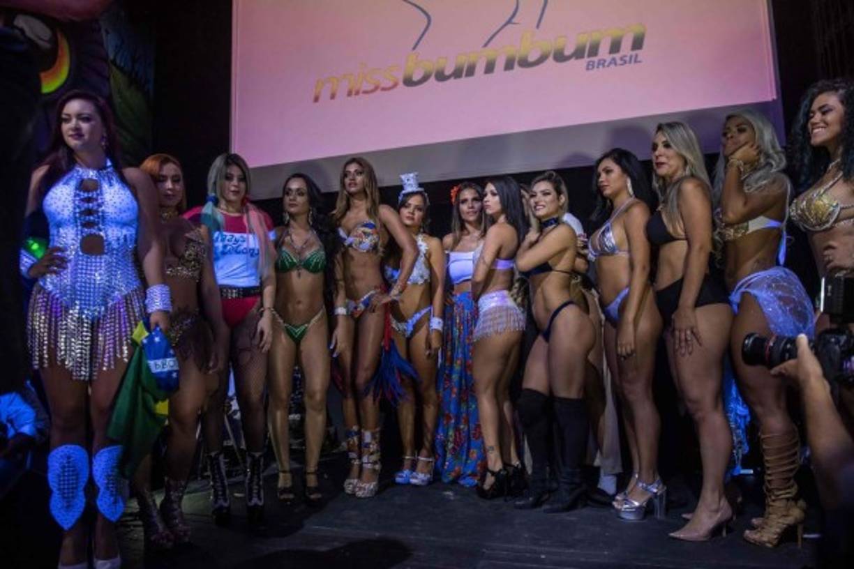 En el concurso anual de Miss BumBum participan 27 mujeres que representan diferentes regiones de Brasil.