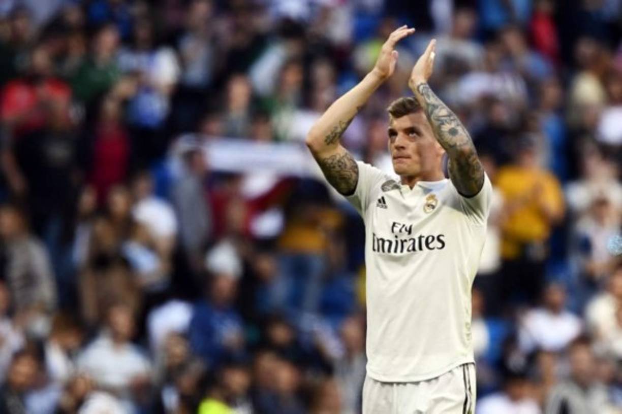 Kroos: Según el diario inglés The Sun el centrocampista alemán puede salir al Manchester United por 60 M€.