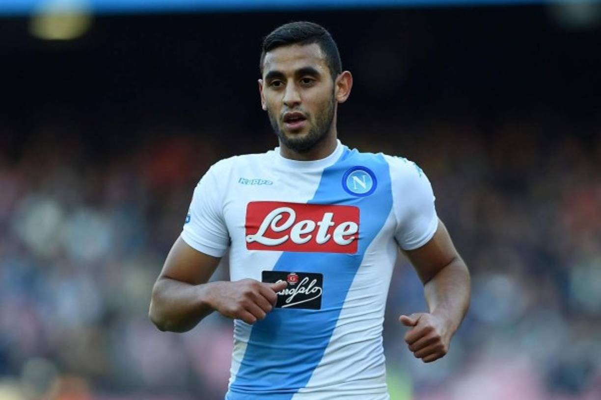 Napoli ha hecho oficial la renovación de Faouzi Ghoulam. El lateral argelino, que terminaba contrato a final de temporada, es una pieza clave para Maurizio Sarri desde hace ya varias temporadas, por lo que el conjunto italiano decidió renovarlo hasta 2022.
