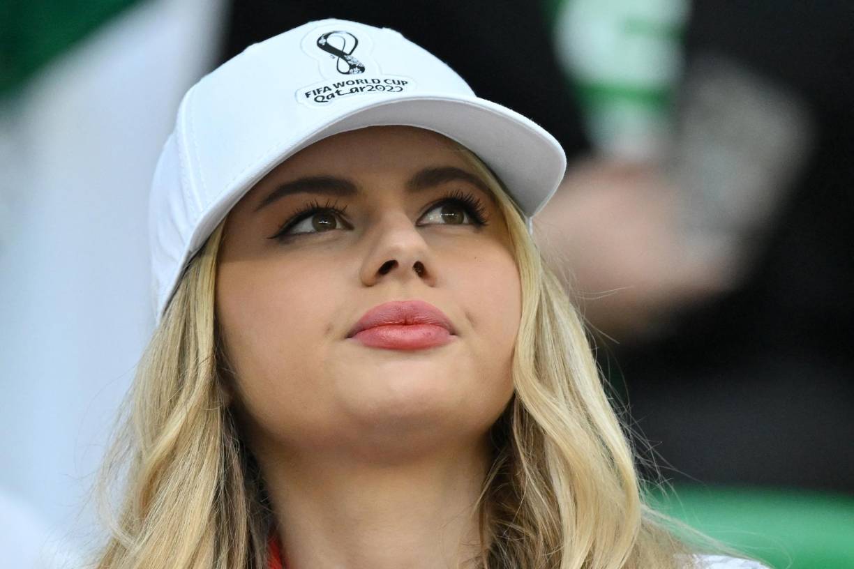 Derroche de belleza con las fanáticas polacas.