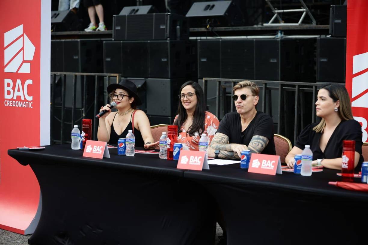 Durante la rueda de prensa, Gómez dijo que se siente sorprendido por todo el apoyo que sigue recibiendo la banda después de más de 30 años de trayectoria artística.