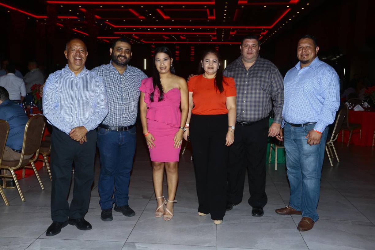 Luis Rosales, Luis Rodríguez, Kimberly Duarte, Sandra Gutiérrez, Luis Pérez y Heber Rodriguez