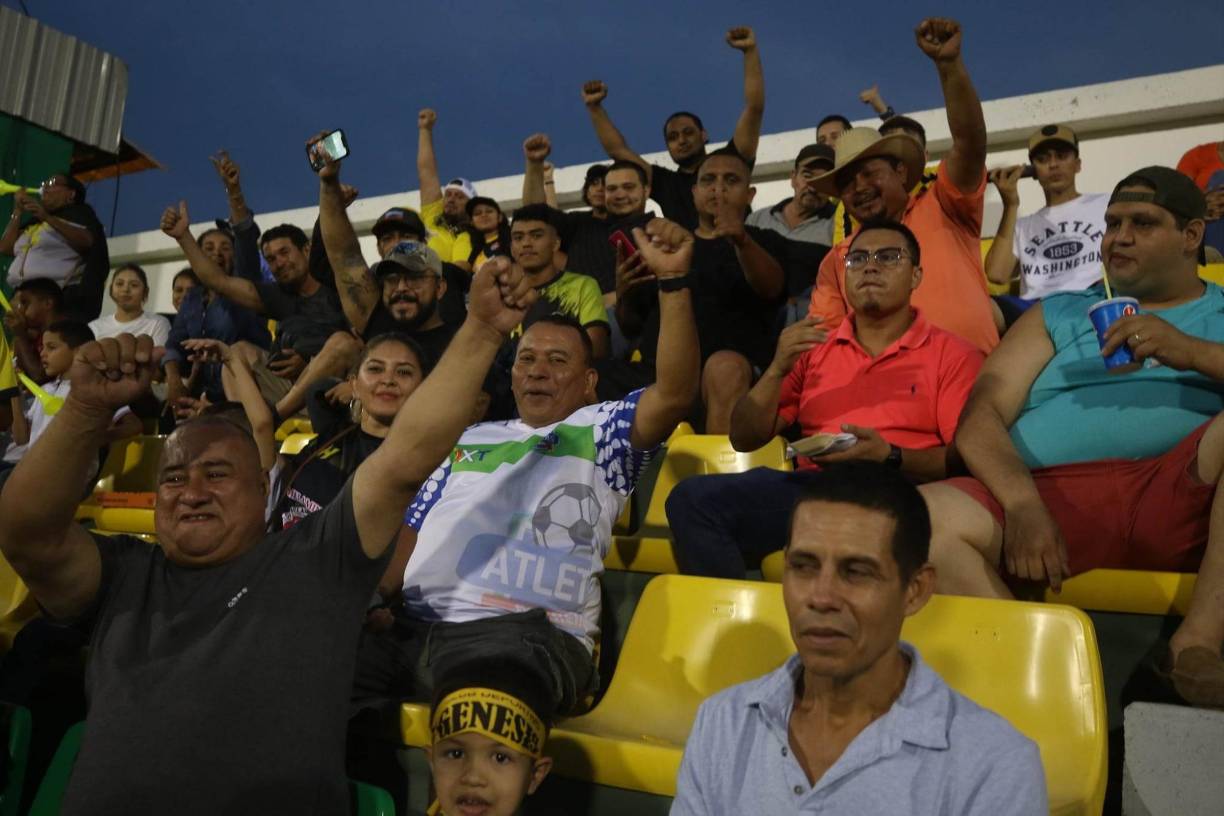 El estadio de Comayagua lució abarrotado para la final de la Liga de Ascenso.