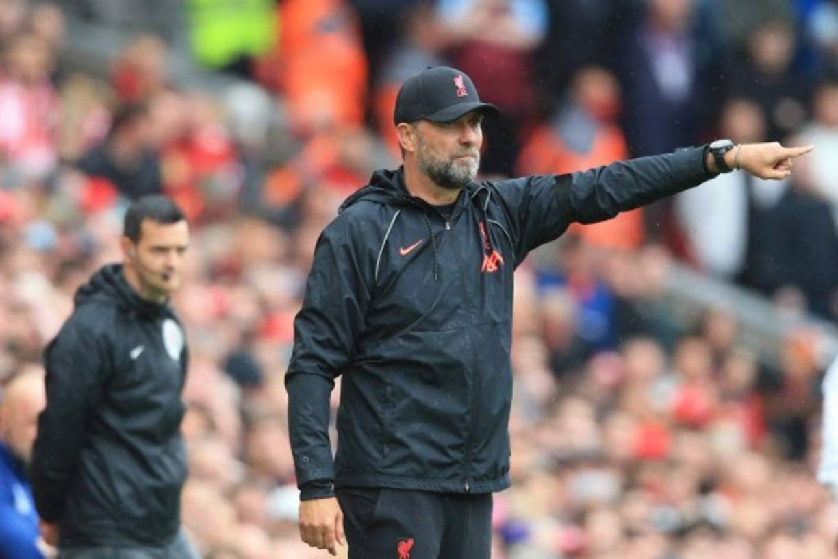 Jurgen Klopp: Fue consultado sobre la posibilidad de dirigir en un par de años a la selección de Alemania y tuvo palabras contundentes: 'No tiene sentido decir nada sobre eso porque todavía falta mucho. ¿Cómo voy a saber lo que va a pasar dentro de tres años? La mayoría de la gente ni siquiera sabe dónde estará dentro de dos o tres semanas', respondió. Foto AFP.