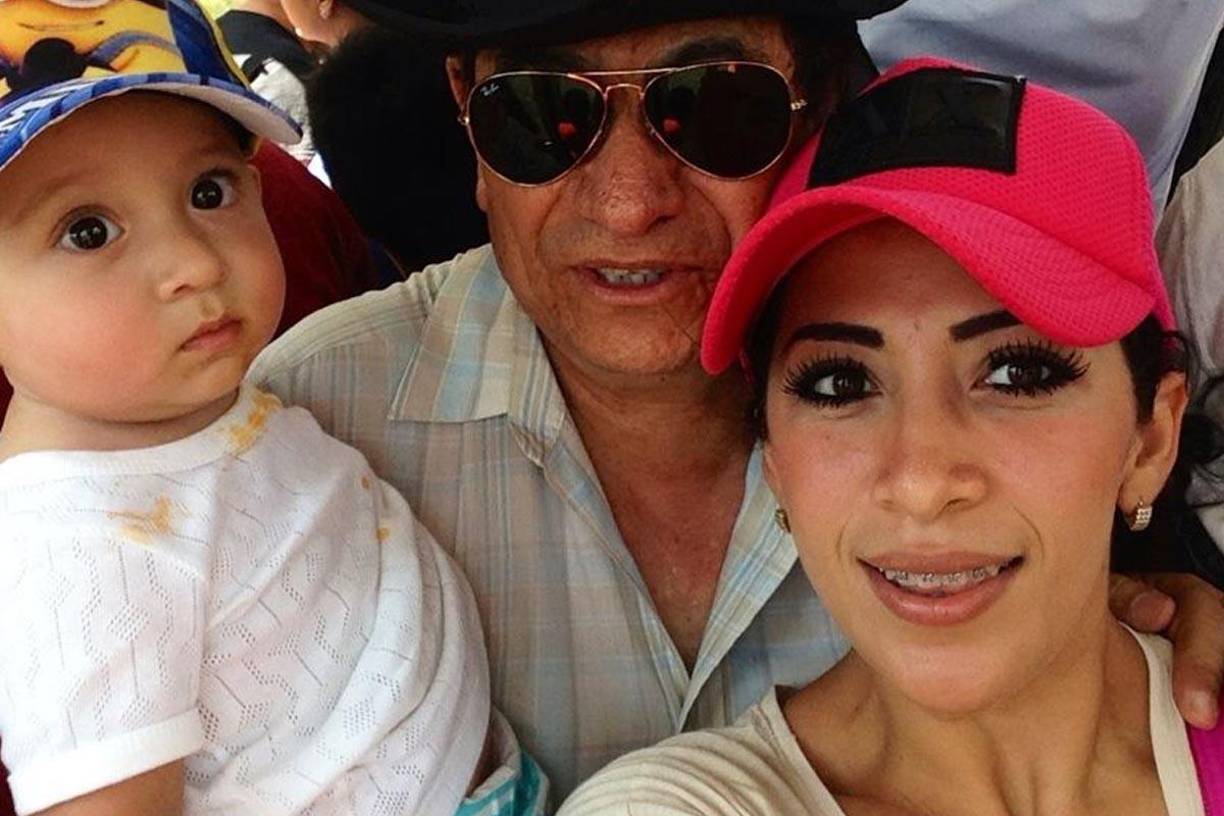  Apenas este martes, Enya Vanesa Pérez Bahena, de 16 años y quien desde el lunes 24 de abril estaba reportada como desaparecida, fue hallada asesinada en un barranco de la calle Cantiles, en el Fraccionamiento Mozimba, en Acapulco.