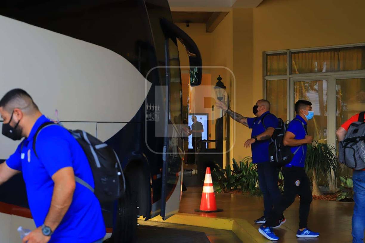 La escuadra costarricense se instaló en silencio en San Pedro Sula. 