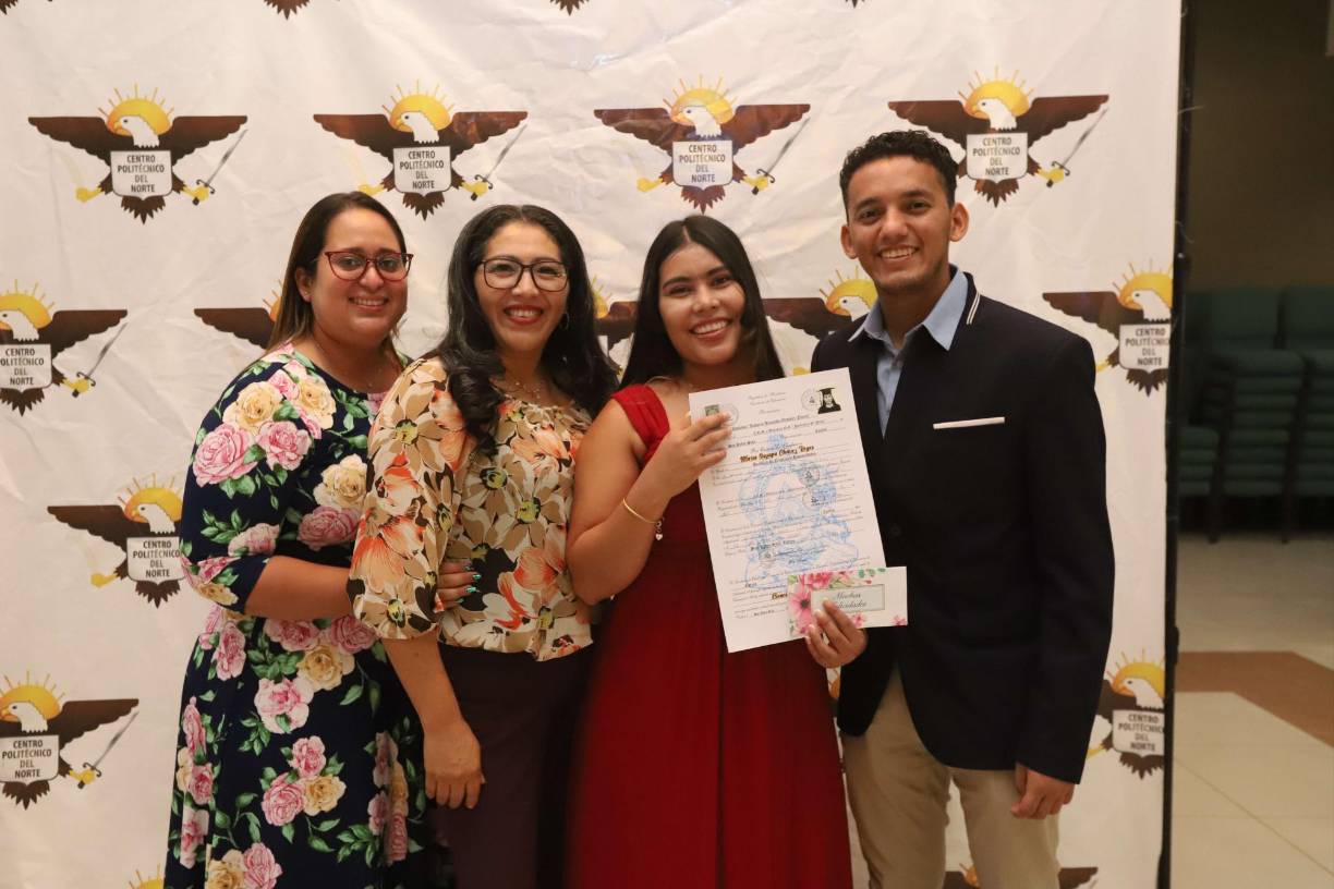 Martha Moreno, Cenia Ramos, Suyapa Reyes y Ulises Belisle