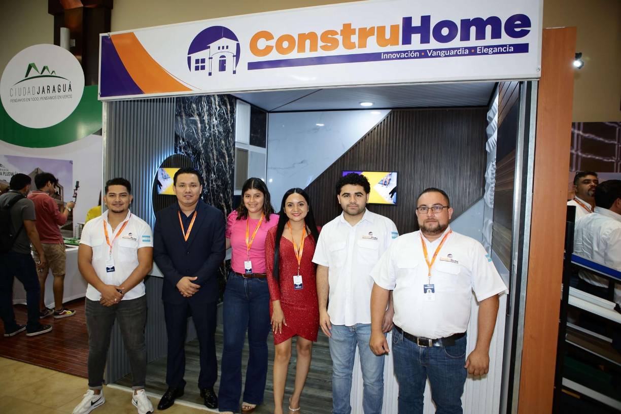 Lester Contreras, Edgardo Zelaya, Ibeth Orellana, Karen Guerra, César Martínez y Jose Luis Espinoza