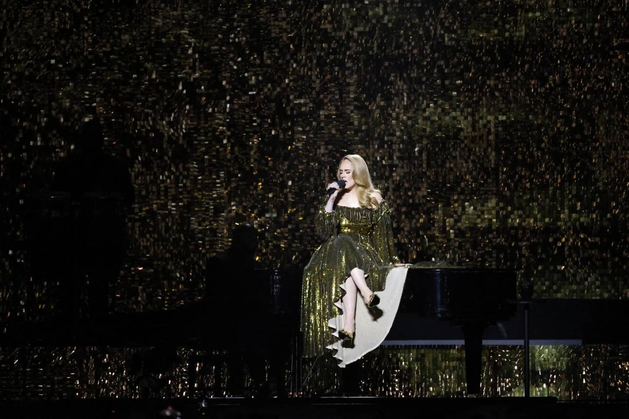 Glamur, belleza y talento: Así deslumbró Adele en los Brit Awards