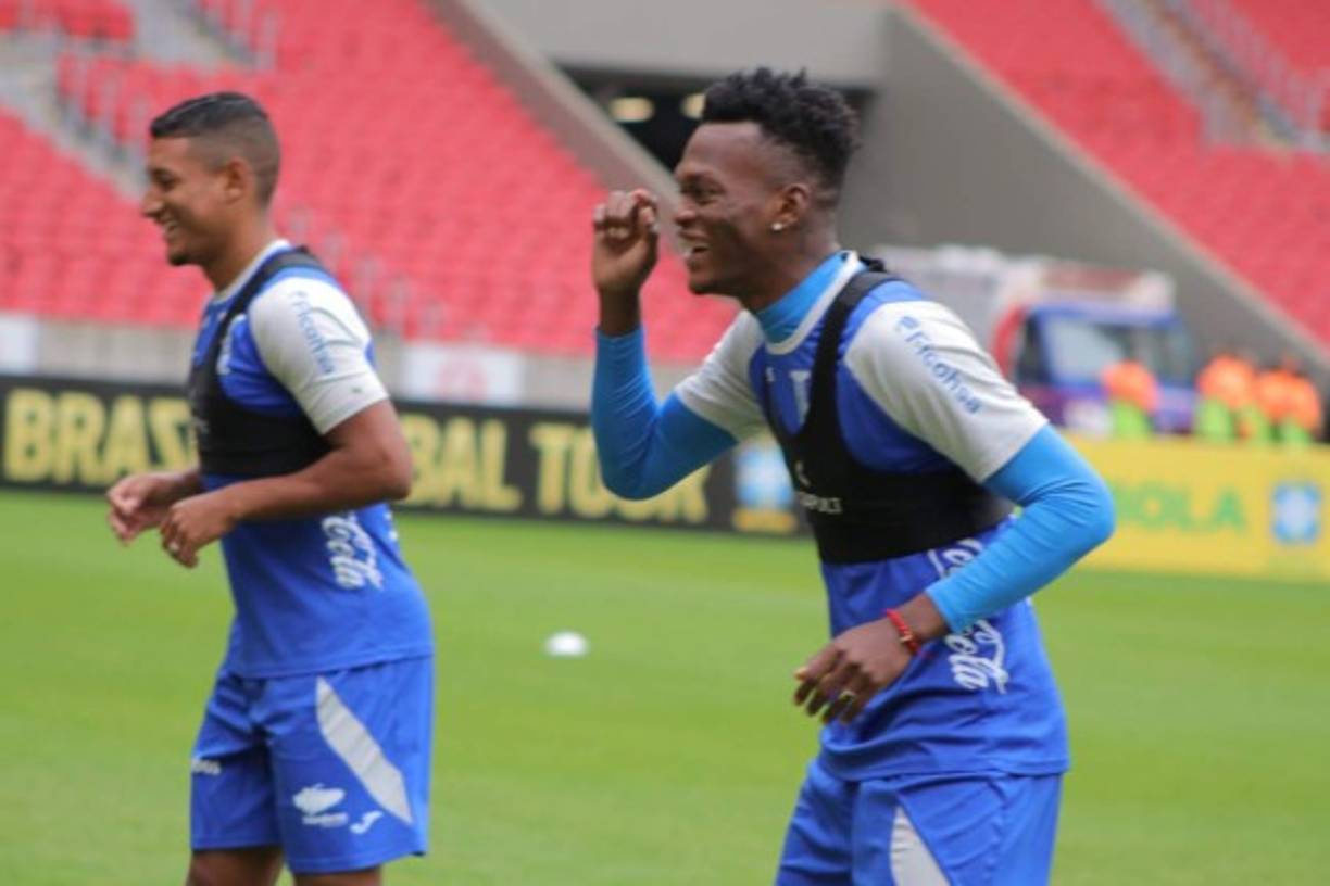 Félix Crisanto será una de las novedades en la alineación hondureña en el lateral derecho en lugar de Brayan Beckeles.