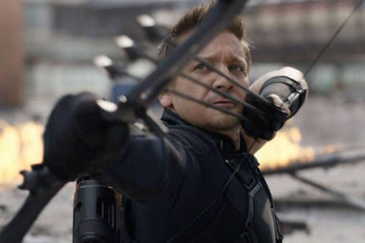 'Hawkeye', quien no aparece en toda la película, asumimos que sobrevivió, ya que los mismos hermanos Russo confirmaron que el personaje está realizando 'su propia misión secreta' durante los eventos de 'Infinity War'. Otros que probablemente sobrevivieron son 'Ant-Man' y 'The Wasp', de quienes ya se anunció su próxima película. Además, al final de la película no se menciona si 'Shuri' o 'Wong' también desaparecieron, por lo que podemos suponer que no.