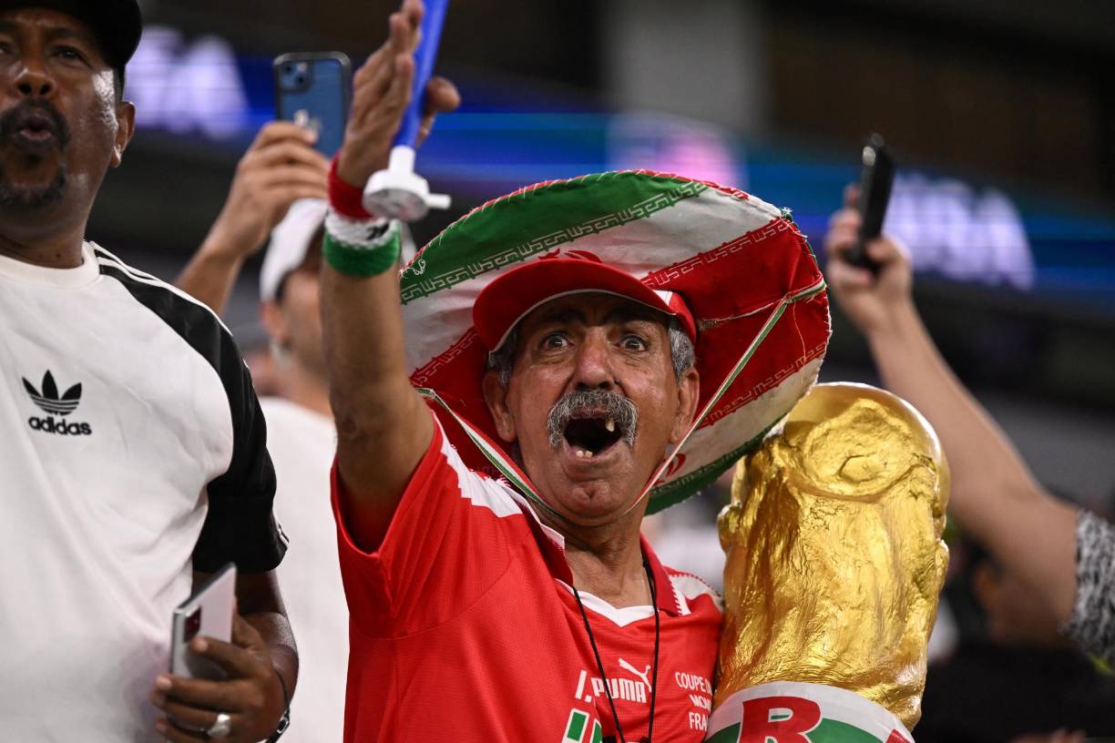 Un detenido, apoyo a Ucrania y las hermosas chicas del Irán-EEUU