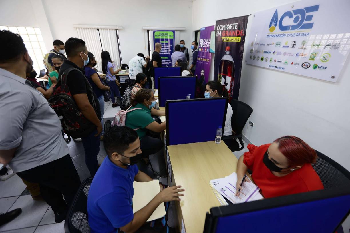 Esta es la tercera feria de empleo que realizan en San Pedro Sula. 