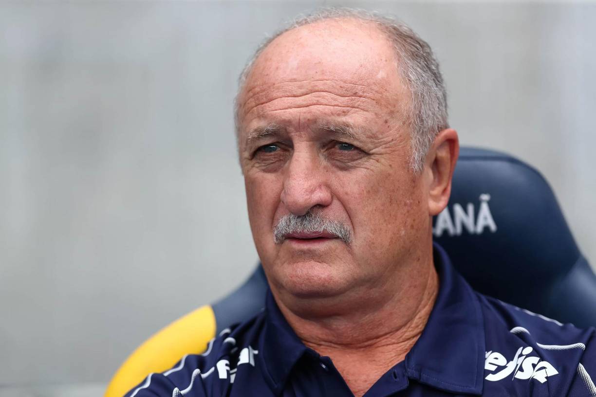 Luiz Felipe Scolari es el entrenador brasileño campeón en el Mundial de Corea y Japón 2002, desde inicios del 2024 es colocado como candidato de México. Ha estado dirigiendo al Atlético Mineiro de su país.