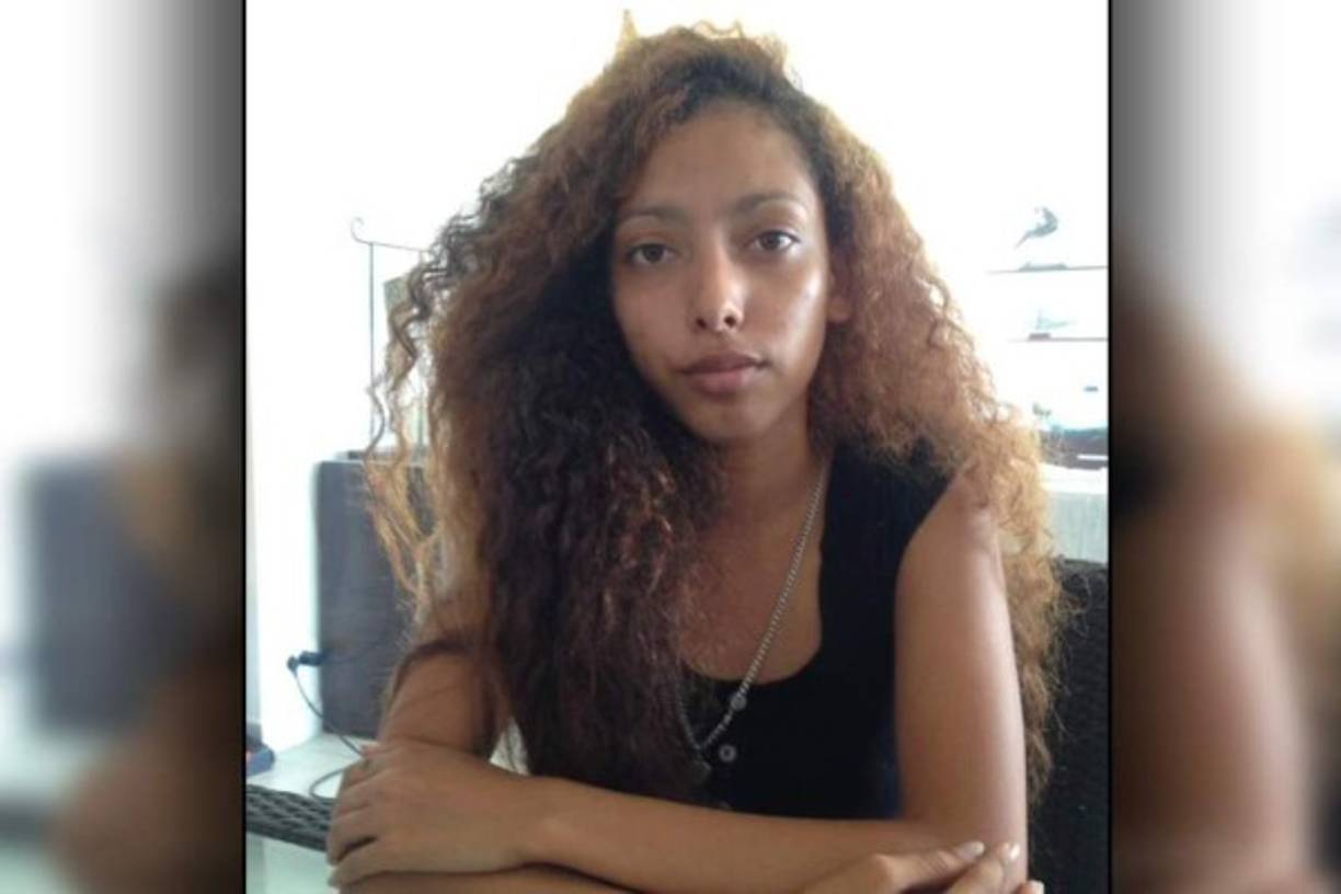 Una adolescente hondureña busca desesperadamente a su madre, Dalila Henríquez, luego que desapareciera al naufragar el velero en el que huían del huracán Irma frente a la costa de la isla de San Martín la semana pasada. La joven Naysset Ellis (14) contó que ella viajaba junto a sus progenitores en un velero cuando el fuerte oleaje volcó su embarcación. El cuerpo de su padre fue recuperado pero el de su madre aún está desaparecido.