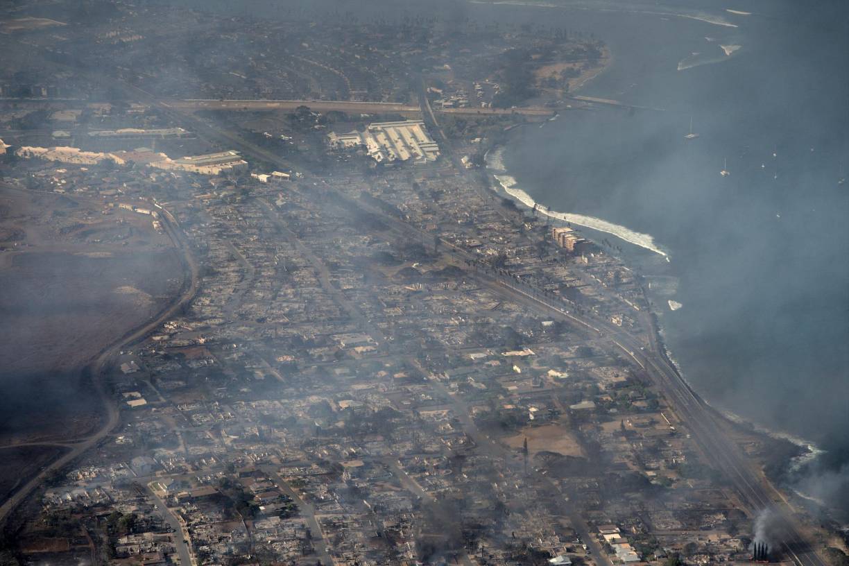 Los incendios han quemado más de 800 hectáreas de terreno, según las autoridades.