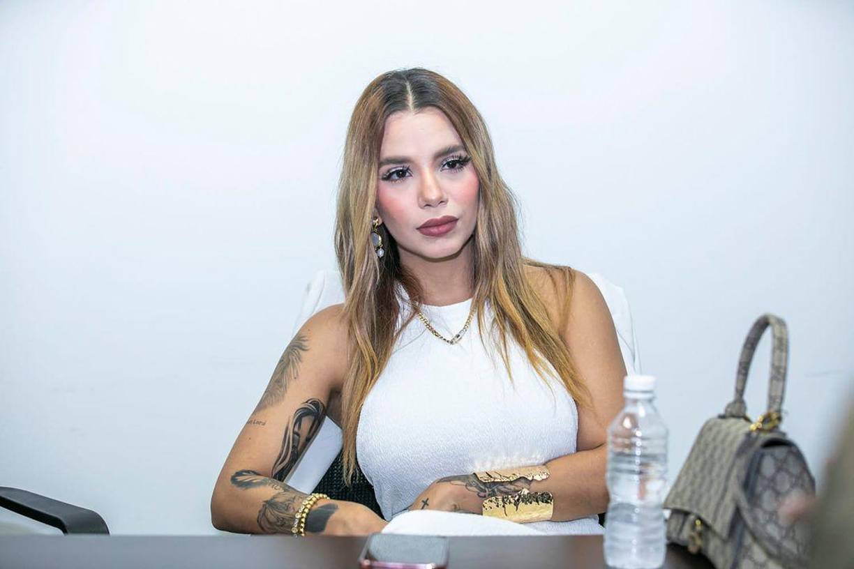 El Gobierno de Honduras, que dirige la presidenta Xiomara Castro, anunció la socialización de un proyecto de protección animal en conjunto con la reconocida influencer y creadora de contenido para adultos en Onlyfans, la modelo Jennifer Funes. 