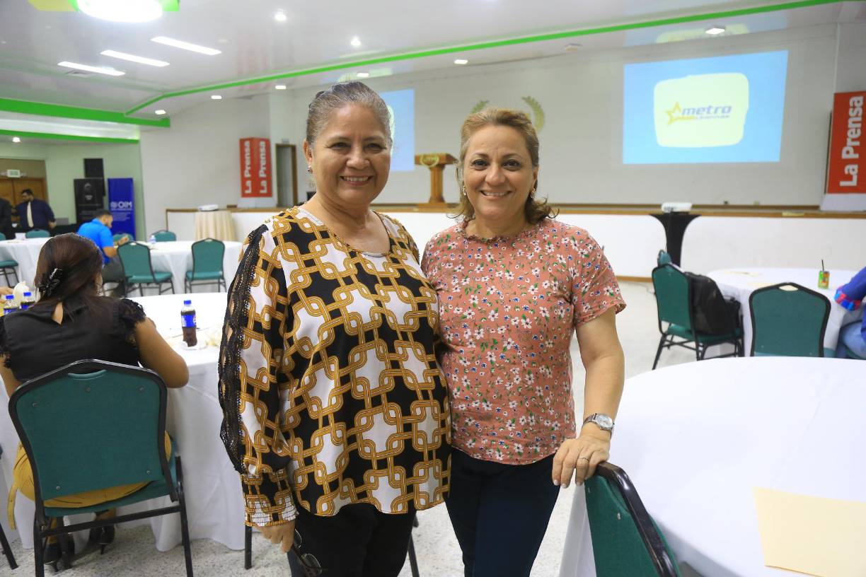 Ingrid Pineda y Pía Fugón