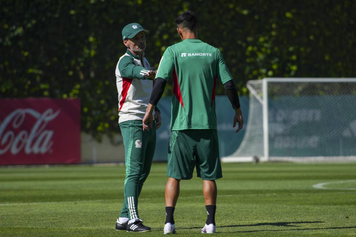 La selección de México se enfrentará a Surinam el próximo jueves 23 de marzo y posteriormente el 26 del mismo mes, se medirá a Jamaica.