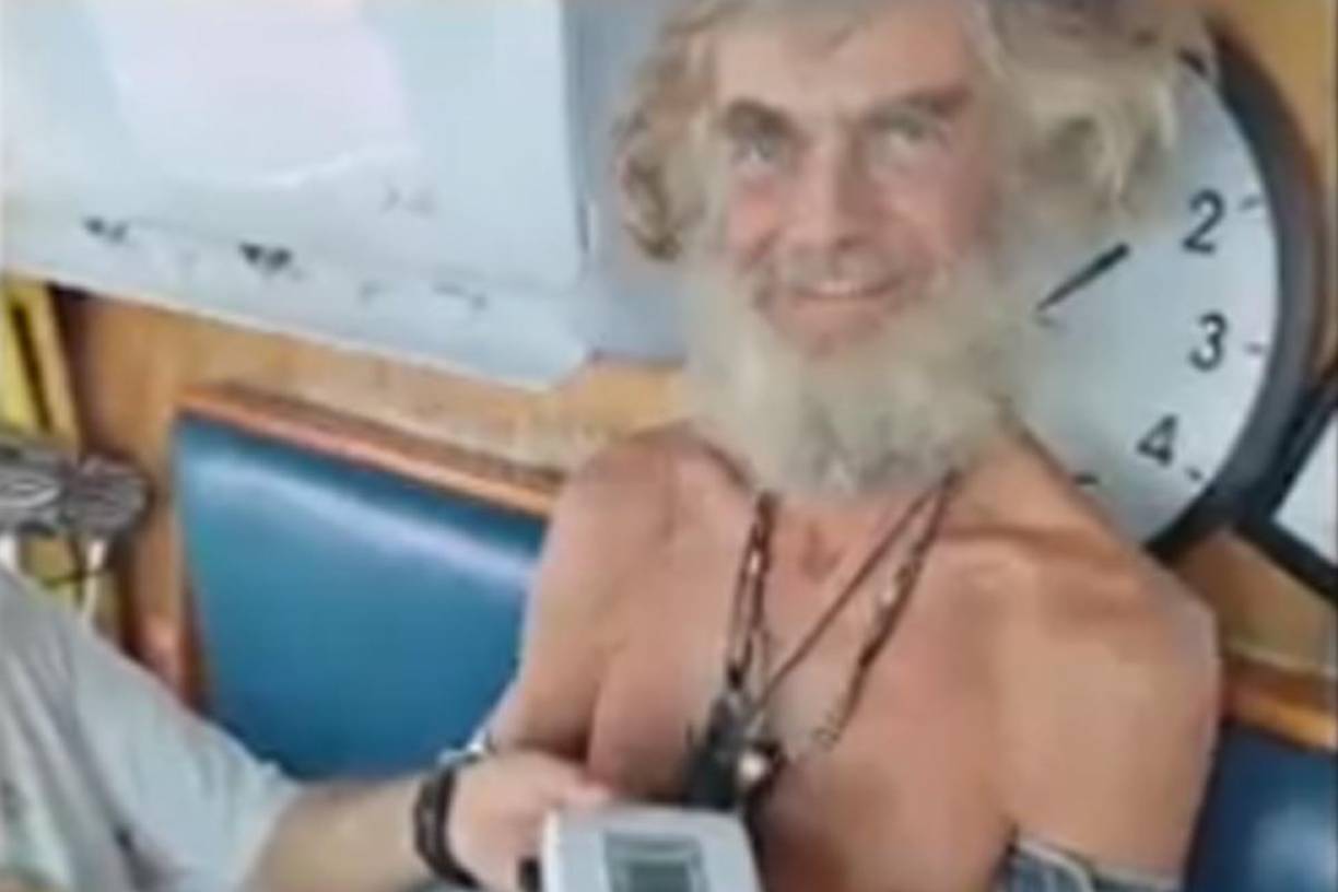  La empresa atunera señaló que fue la experiencia de la tripulación del buque, lo que ayudó a que “el australiano pudiera ser rescatado sano y salvo”.