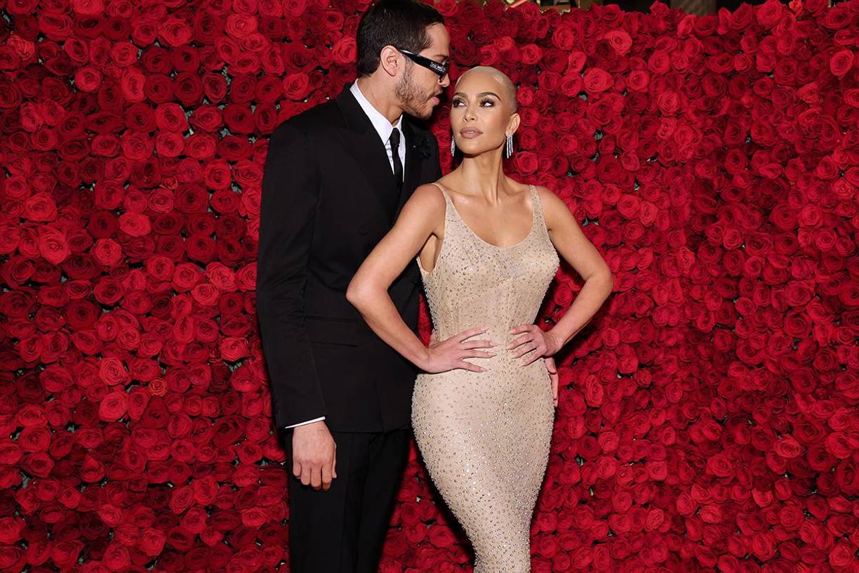 La publicación cita al dueño del vestido, Ripley’s Believe It Or Not!, quien en ese momento afirmó que “se tuvo mucho cuidado para preservar esta parte de la historia de la cultura pop”.