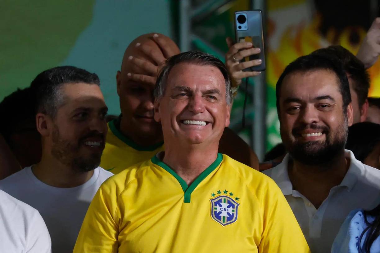 El expresidente brasileño Jair Bolsonaro, también recibió una invitación y pidió autorización a la justicia de su país para viajar a EEUU para acudir a la investidura de Trump. El exmandatario tiene prohibido abandonar el país debido a que es investigado por su supuesta participación en un intento de golpe de Estado.