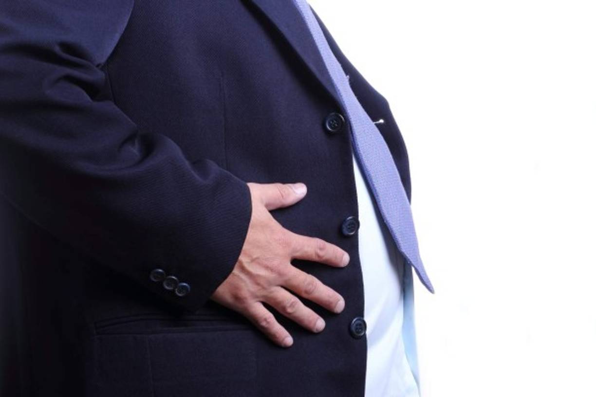 El tratamiento del hígado graso consiste fundamentalmente en bajar de peso y aumentar la actividad física.