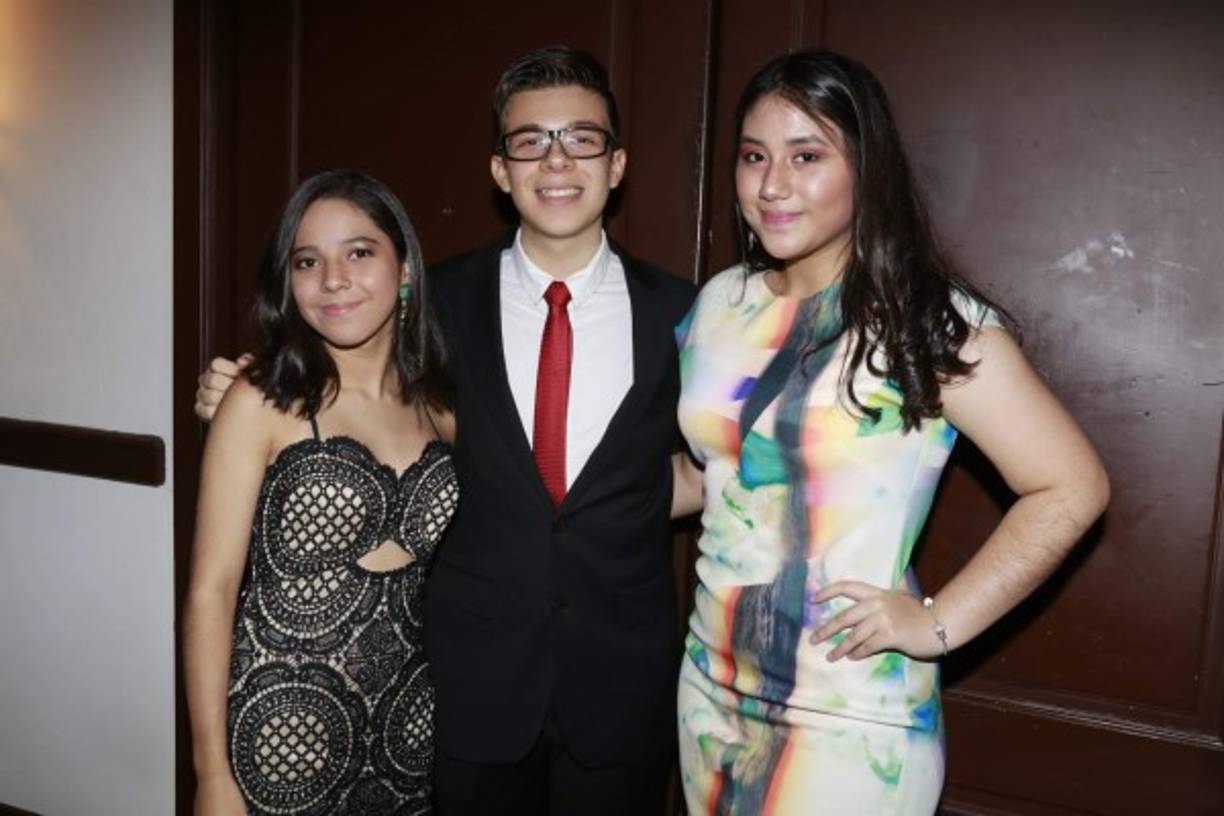 María Bonilla, José Portillo y Belén Toledo.